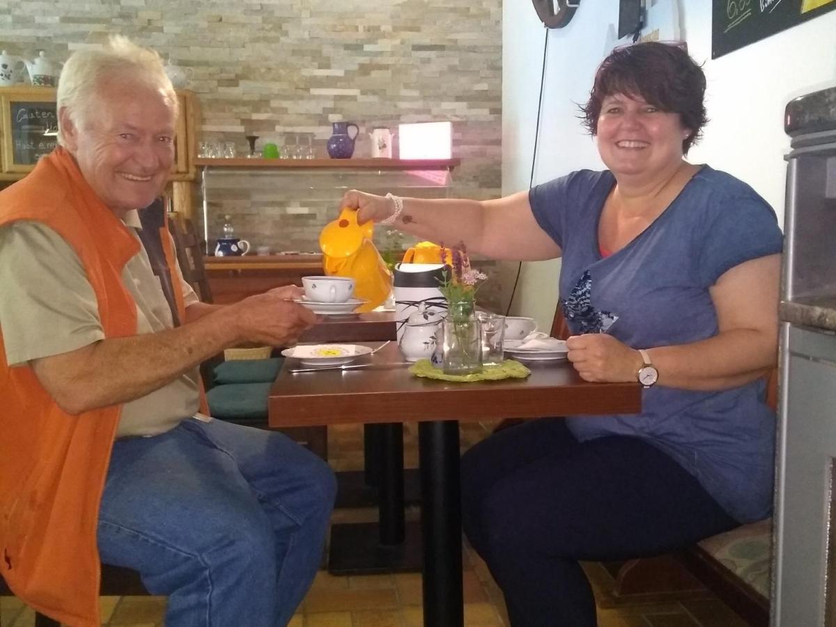 קוכם Pension Camping Schausten מראה חיצוני תמונה